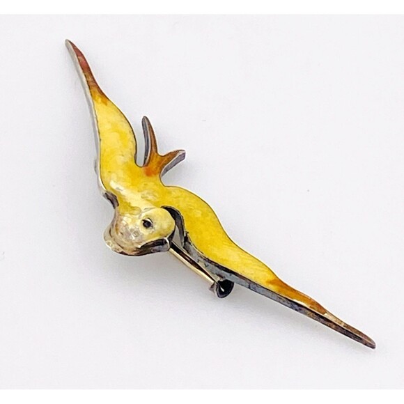 Paye & Baker Swallow Bird Flight Brooch Sterling Silver Yellow Guilloche Enamel - Picture 2 of 7
